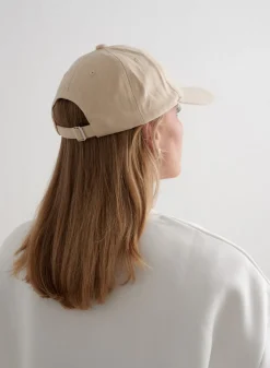 Small Logo Cap*AIM’N Discount