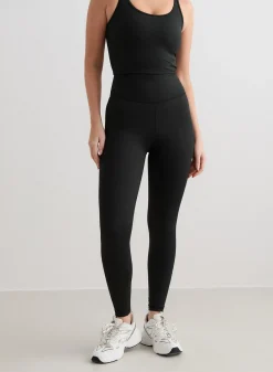 Core Tights*AIM’N