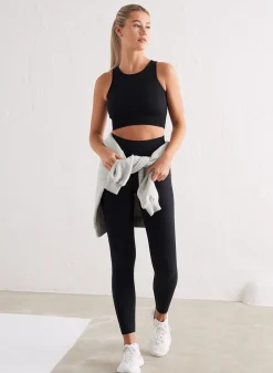 Ribbed Seamless Crop Top*AIM’N Outlet