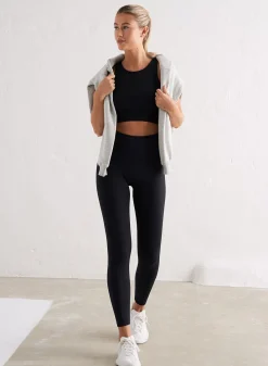 Ribbed Seamless Crop Top*AIM’N Outlet