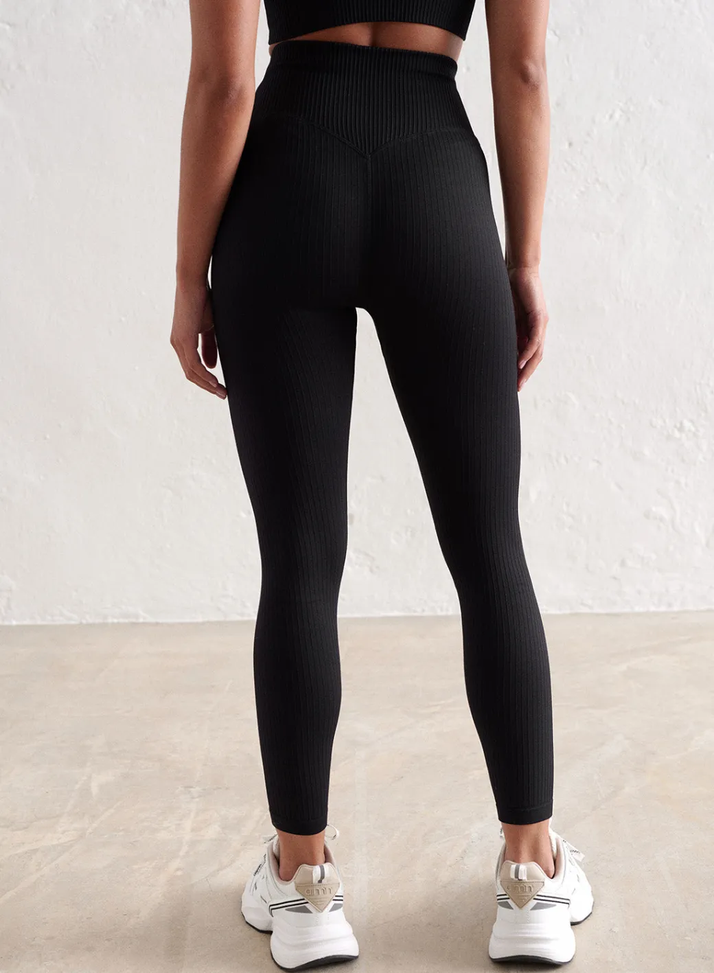 Ribbed Seamless Petite Tights*AIM’N New