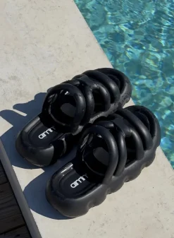 Black Strappy Slide*AIM’N Sale