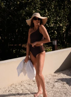 Capri One Shoulder Bikini Bra*AIM’N Outlet
