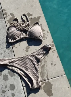 Café Au Lait Capri Triangle Bikini Bra*AIM’N Outlet