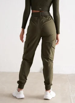 Cargo Pants*AIM’N
