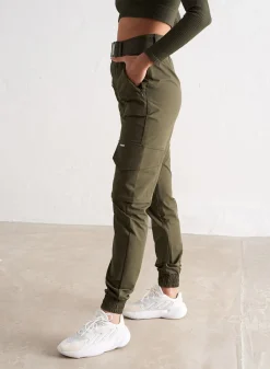 Cargo Pants*AIM’N