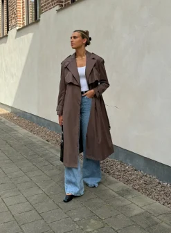Recycled Tech Trench Coat*AIM’N New