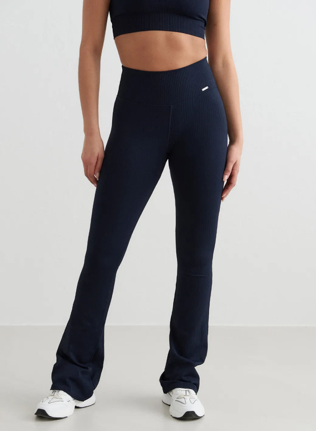 Ribbed Seamless Flare Tights*AIM’N Outlet