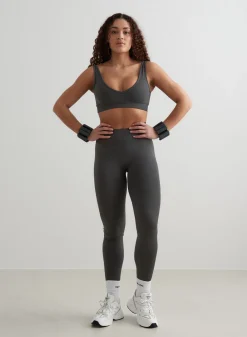 Shape Seamless Deep Cut Bra*AIM’N Best