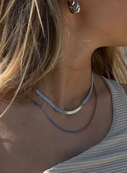 Waterproof Double Necklace*AIM’N Hot