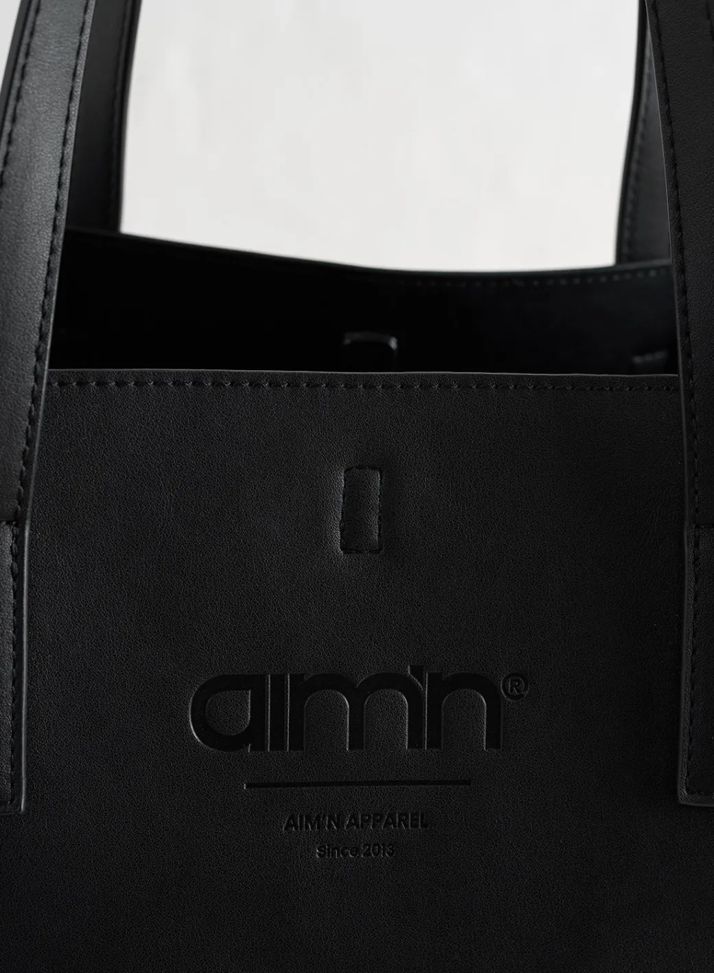 The Perfect Tote Bag*AIM’N